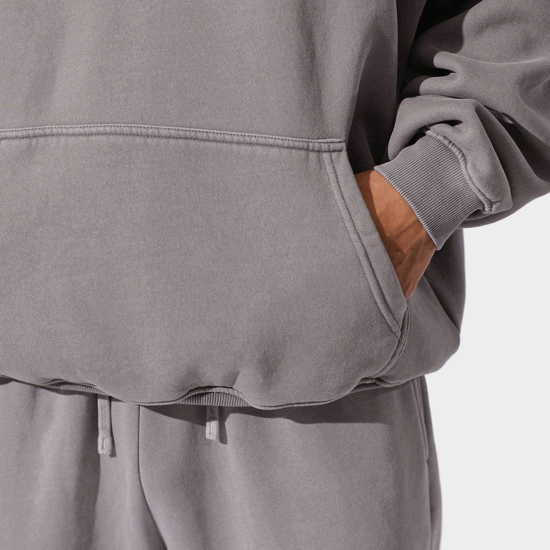 Sora Oversized Hoodie - Image 12